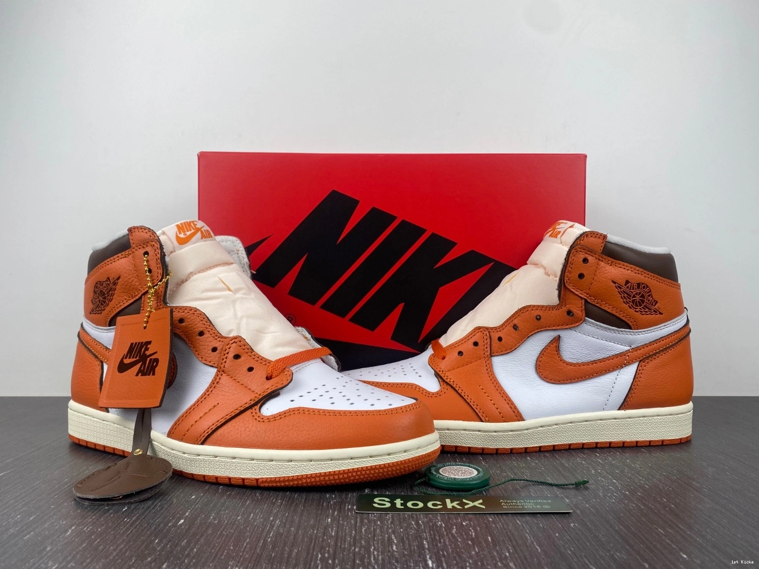 Air DO9369-101 High 1 WMNS OG “Starfish” Jordan 0924